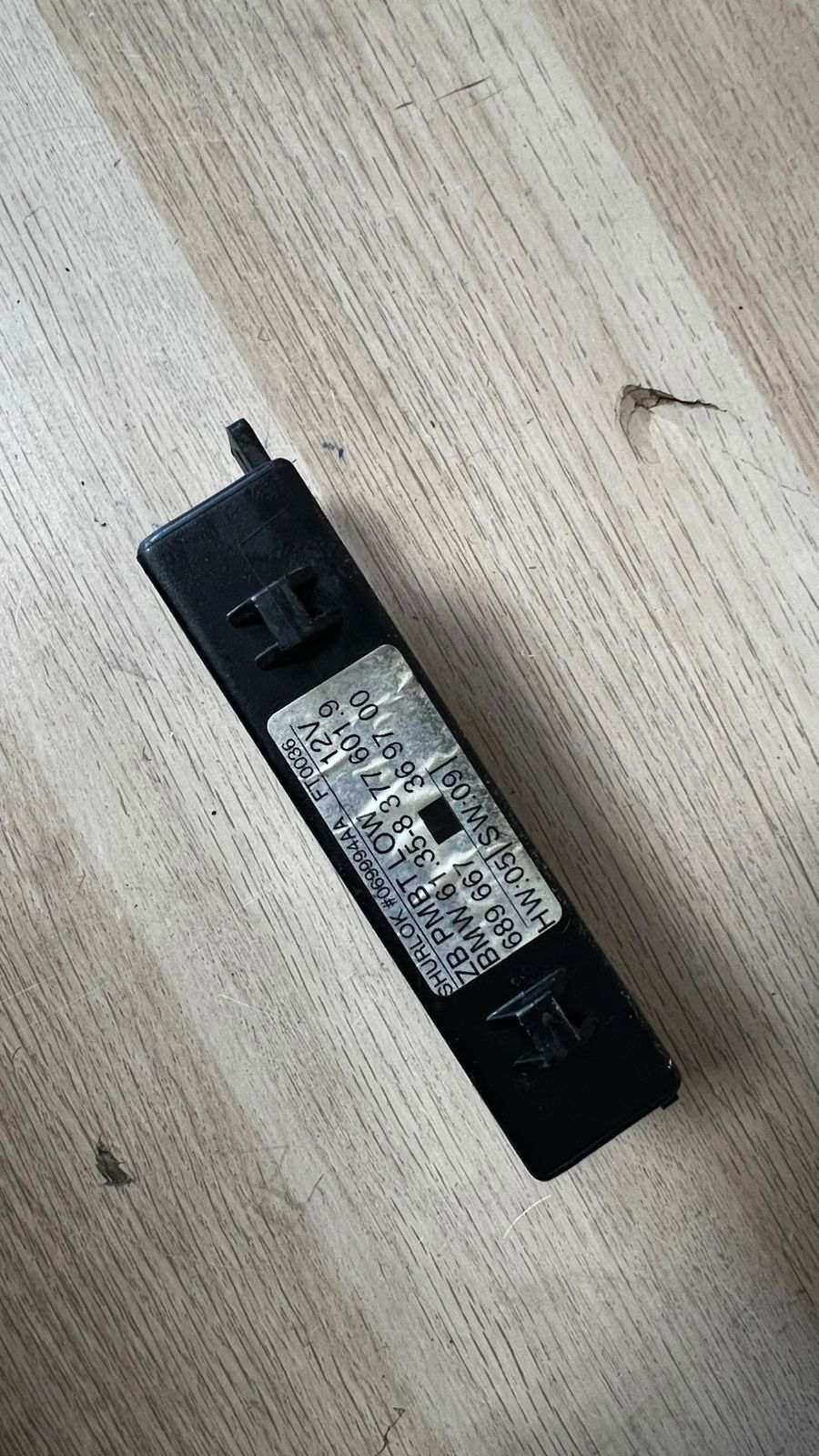 1999-2000 BMW 528i Door Control Module 8377601  5' E39 540i 