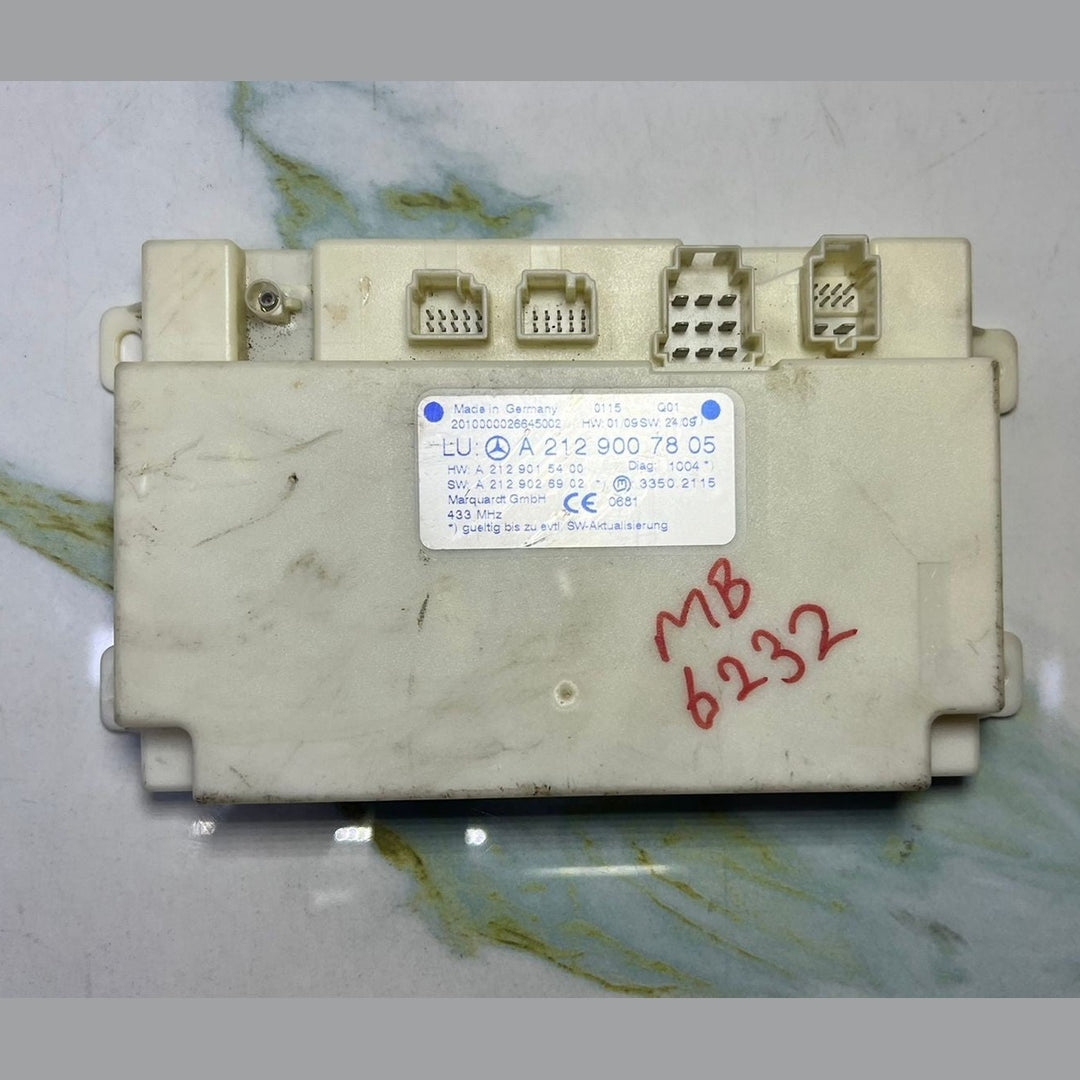 Mercedes-Benz W212 E-Class E350 Keyless Go Entry Control Module A212 9007805 OEM