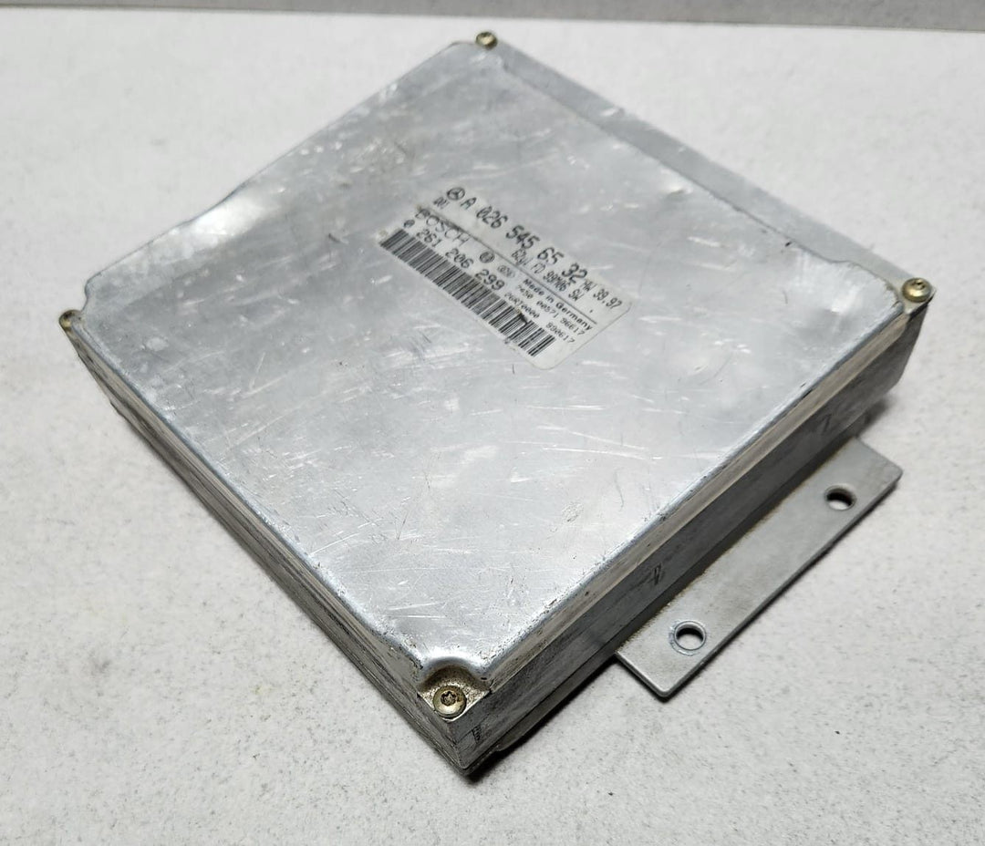 BMW Engine Control Unit A0265456532 E-Class W210 and CLK W208 CLK320 models