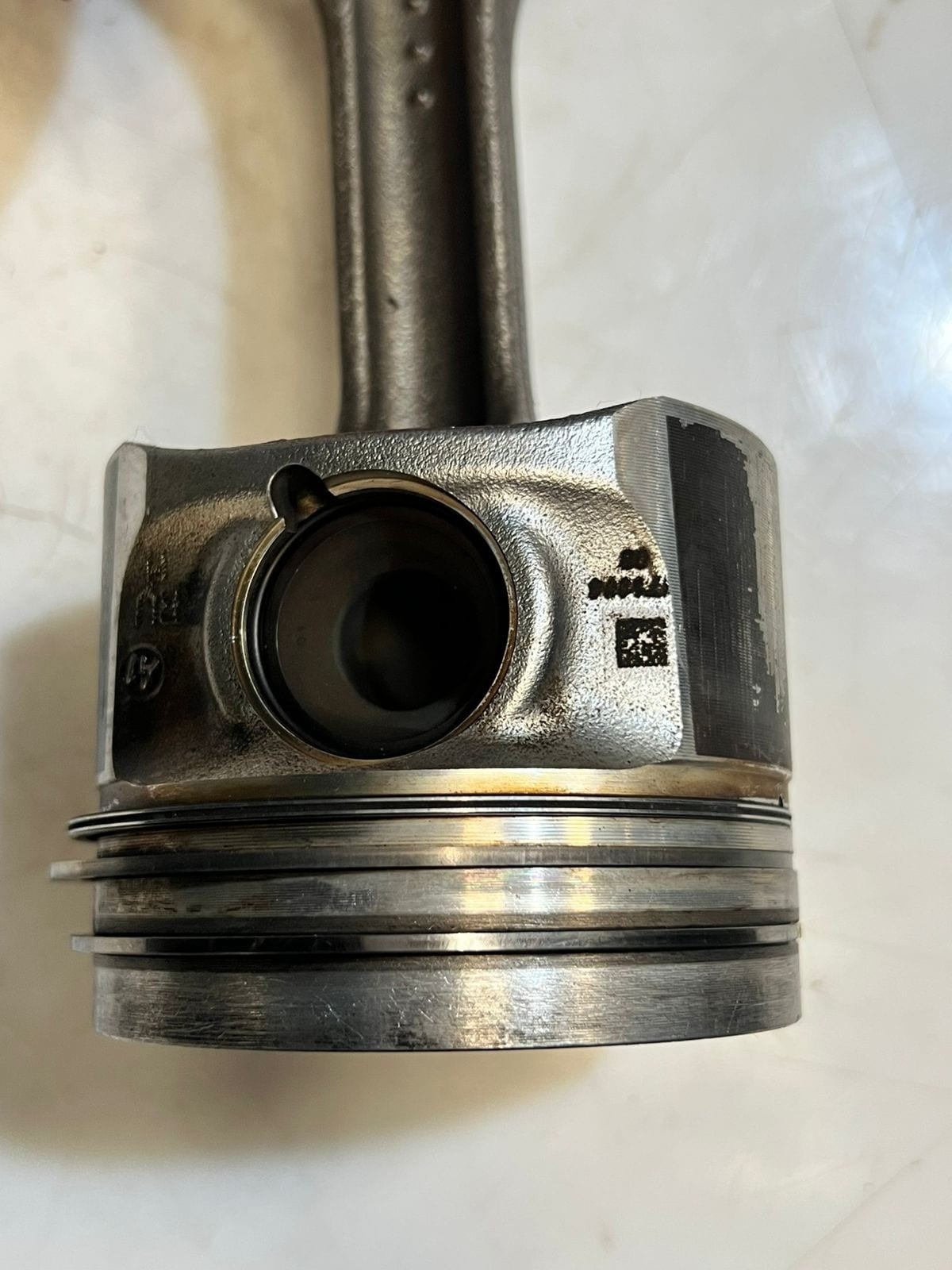 2014 Mini Cooper Countryman Piston with connecting rods 1.6 8575866 