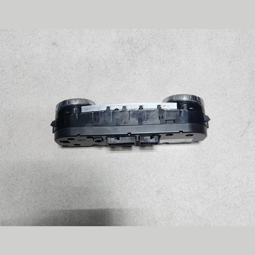 Mercedes-Benz Climate Control Unit A2049003803 C CLASS W204