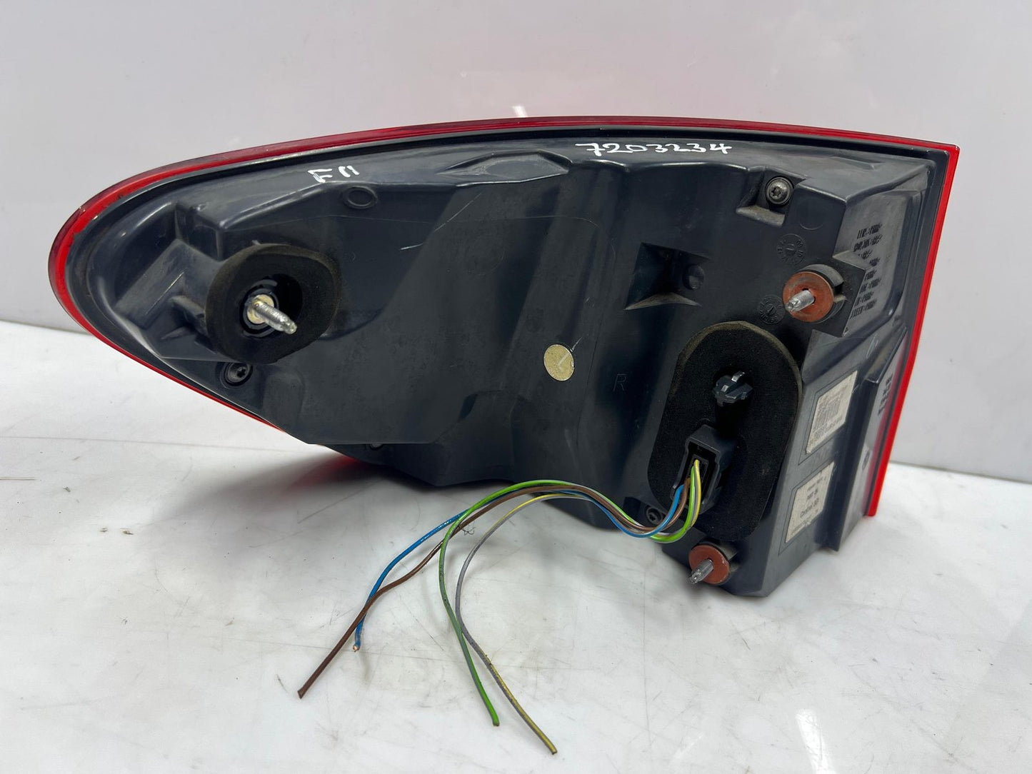 OEM rear tail light for BMW 5 Series F11 Touring 7203234