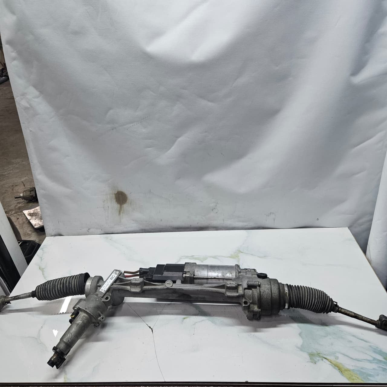 OEM BMW F20, F21, F22, F30 Power Steering Rack RHD 6854982 OEM