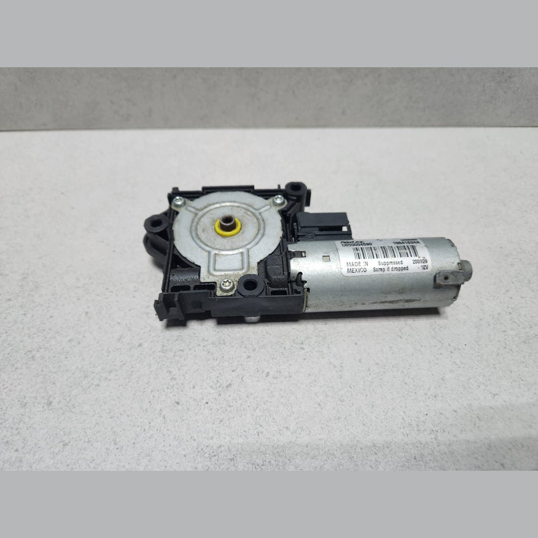 2018-2023 BMW X3 Panoramic Sunroof Shade Motor 1004160 F97 X3M and G01 X3 
