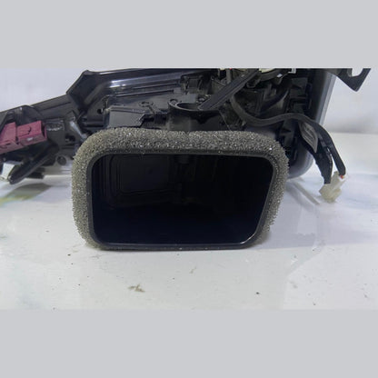 OEM BMW G05 F95 G06 F96 G07 Air Vent Fresh Air Grill Left 9399469