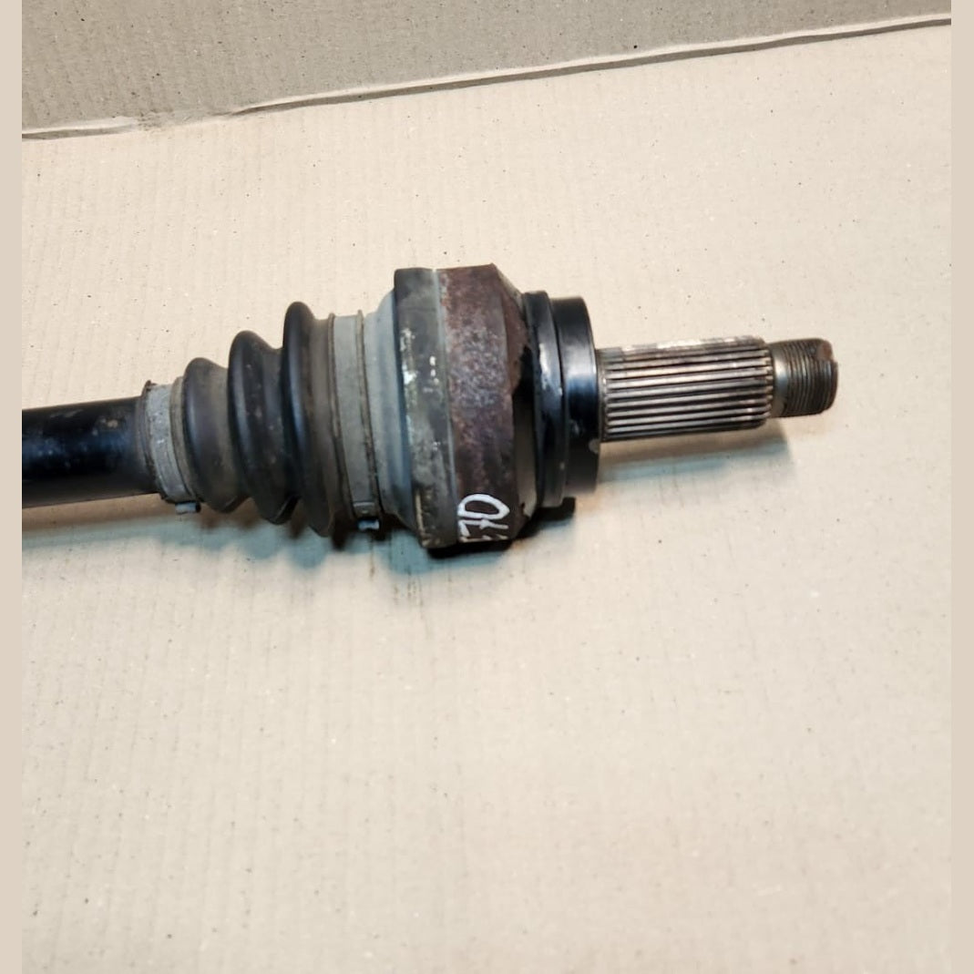 2008-2013 BMW X5 Rear Driveshaft 8609838 X5 E70  and X6 E71