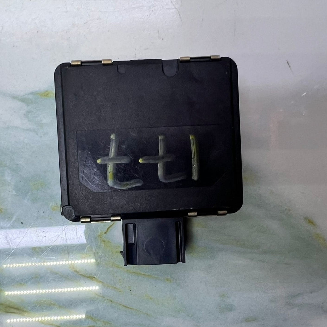 2019-2020 Mercedes C300 Blind Spot Radar Sensor A0009053810 CLA250, and GLE350