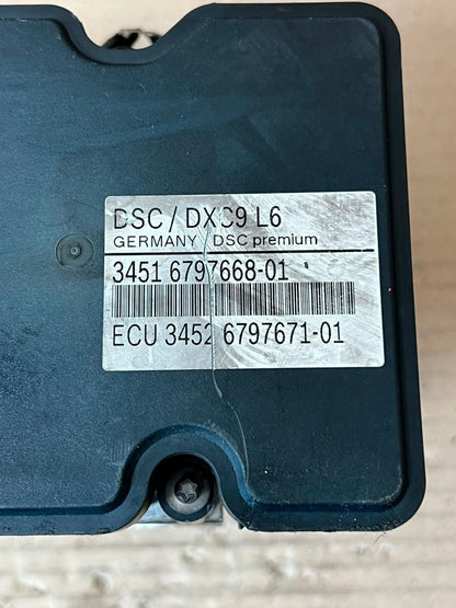 2011-2016 BMW 5' F10 F11 528i ABS HYDRAULIC Pump Assembly 6797668 OEM