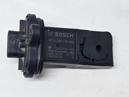 2013-2017 BMW 750i 7 Series F01 F02 F03 F04 Mass Air Flow Sensor 7613234 OEM