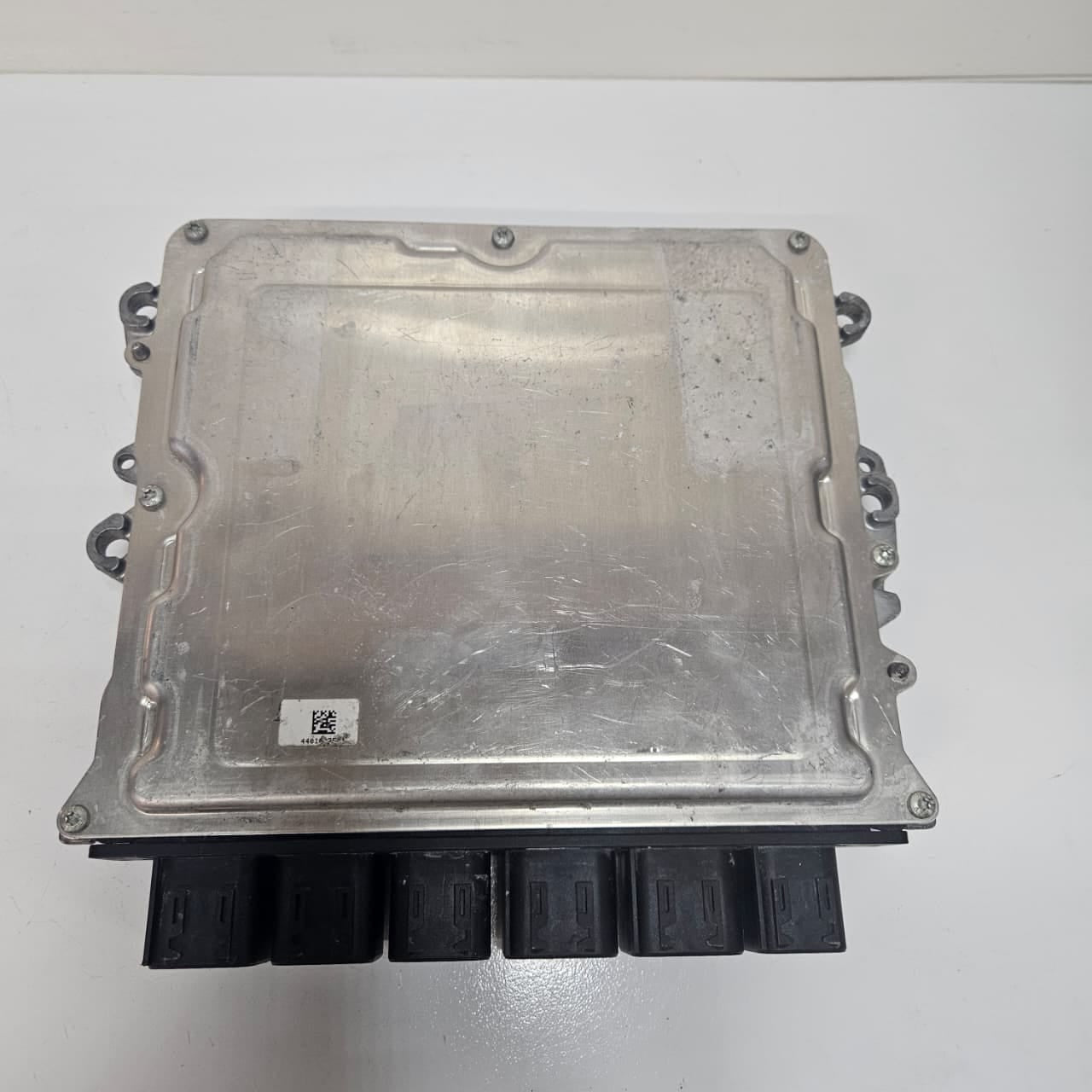 2020 BMW 7 Series G11 X5 G05 Engine Control Unit B57 Diesel DDE 8479490