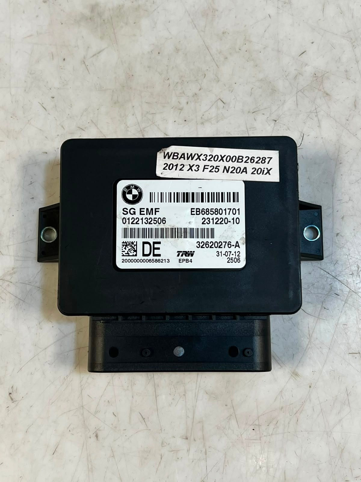 BMW 5 Series F10 F11 F12 F13 F25 F26 650i Parking Brake Control Module 6858017