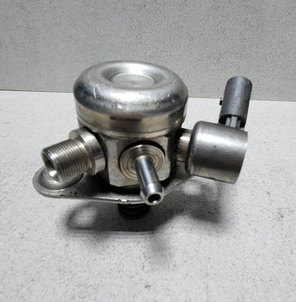 2014-2016 BMW 228i High Pressure Fuel Pump A2700700501 C180 GLA250, A200 B180   