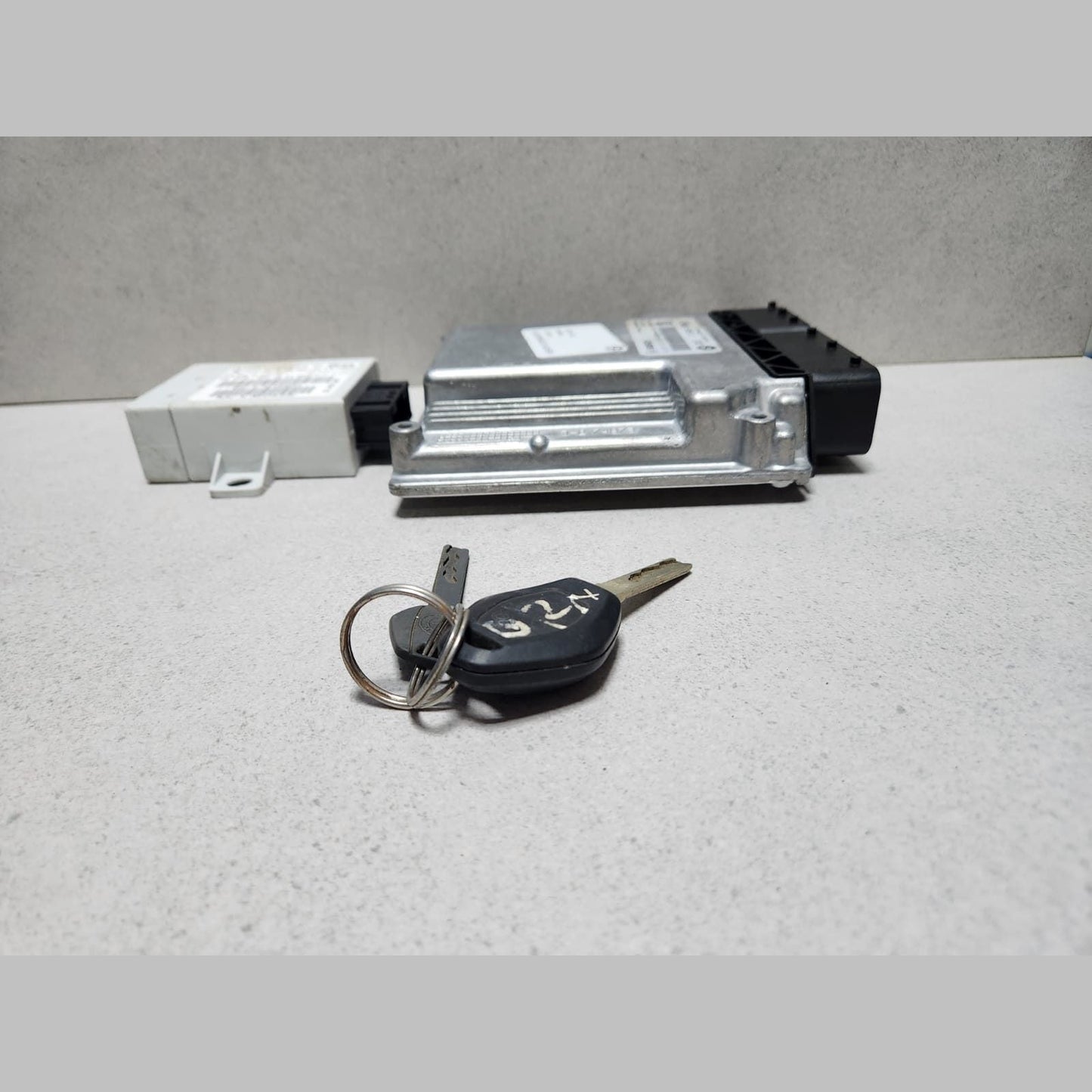 2008 BMW X3 Engine Control Unit 7809999 X3 E83 1.8sd 2.0sd N47 