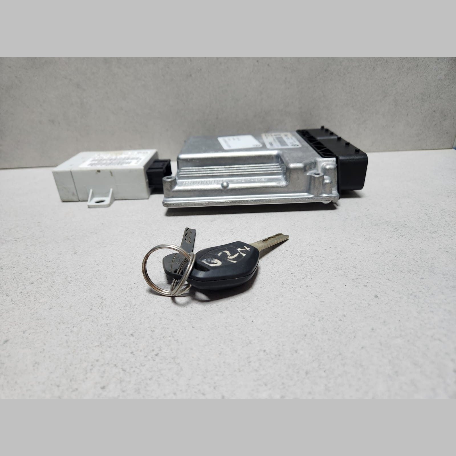 2008 BMW X3 Engine Control Unit 7809999 X3 E83 1.8sd 2.0sd N47 
