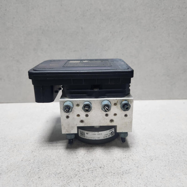2015-2018 BMW M4 Abs Anti Lock Brake Pump Module 7852637 M3 M4 F82 OEM