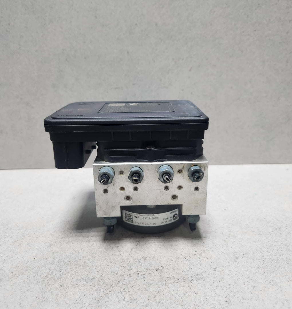2015-2018 BMW M4 Abs Anti Lock Brake Pump Module 7852637 M3 M4 F82 OEM