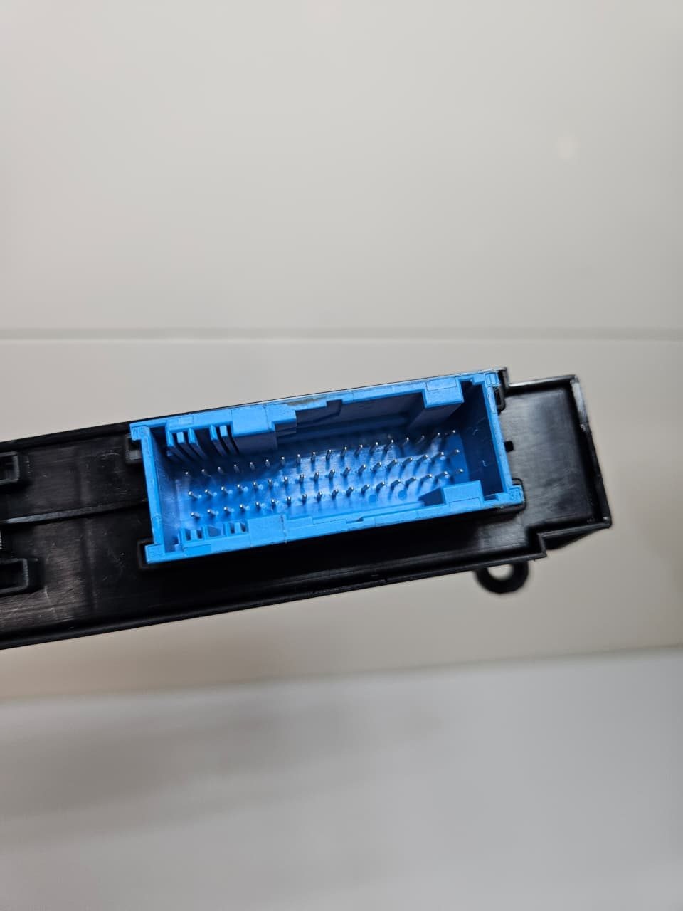 2010-2015 BMW F10 F06 F12 UNCTION BOX ELECTRONICS 3 BODY CONTROL 9244391 OEM