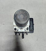 Bild in die Galerieansicht laden, 2016-2019 BMW 750i xDrive Abs Pump Module 5A01941 G30 G31 G32 G11 G12 G01 G02