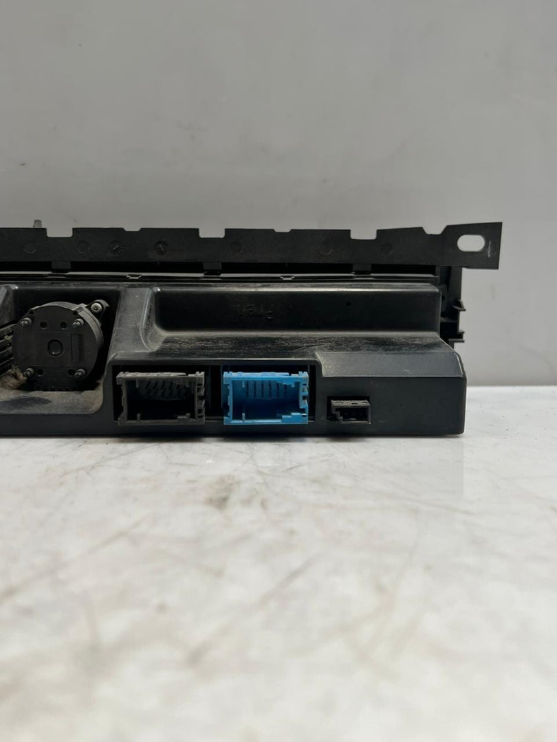 2006 BMW 7 Series E65 E66 750i E67 760 745 AC Climate Control Unit 6970458 OEM