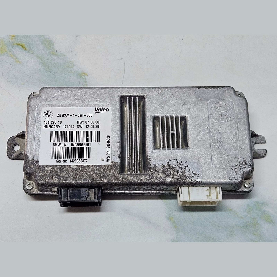 BMW F15 X6 X5 (2014-2018) OEM SURROUND VIEW CAMERA CONTROL MODULE 9084632