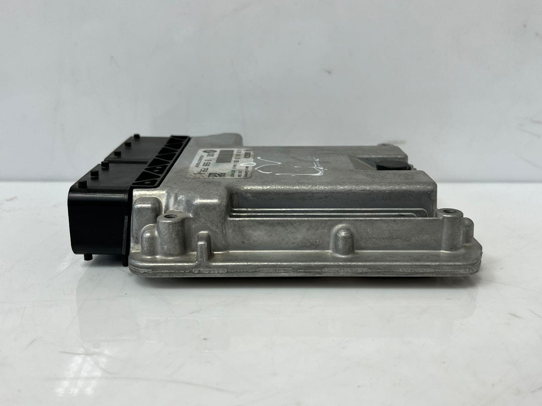2017 BMW 320D Bosch 0281034281Engine Control Unit ECU DDE 8598759 OEM