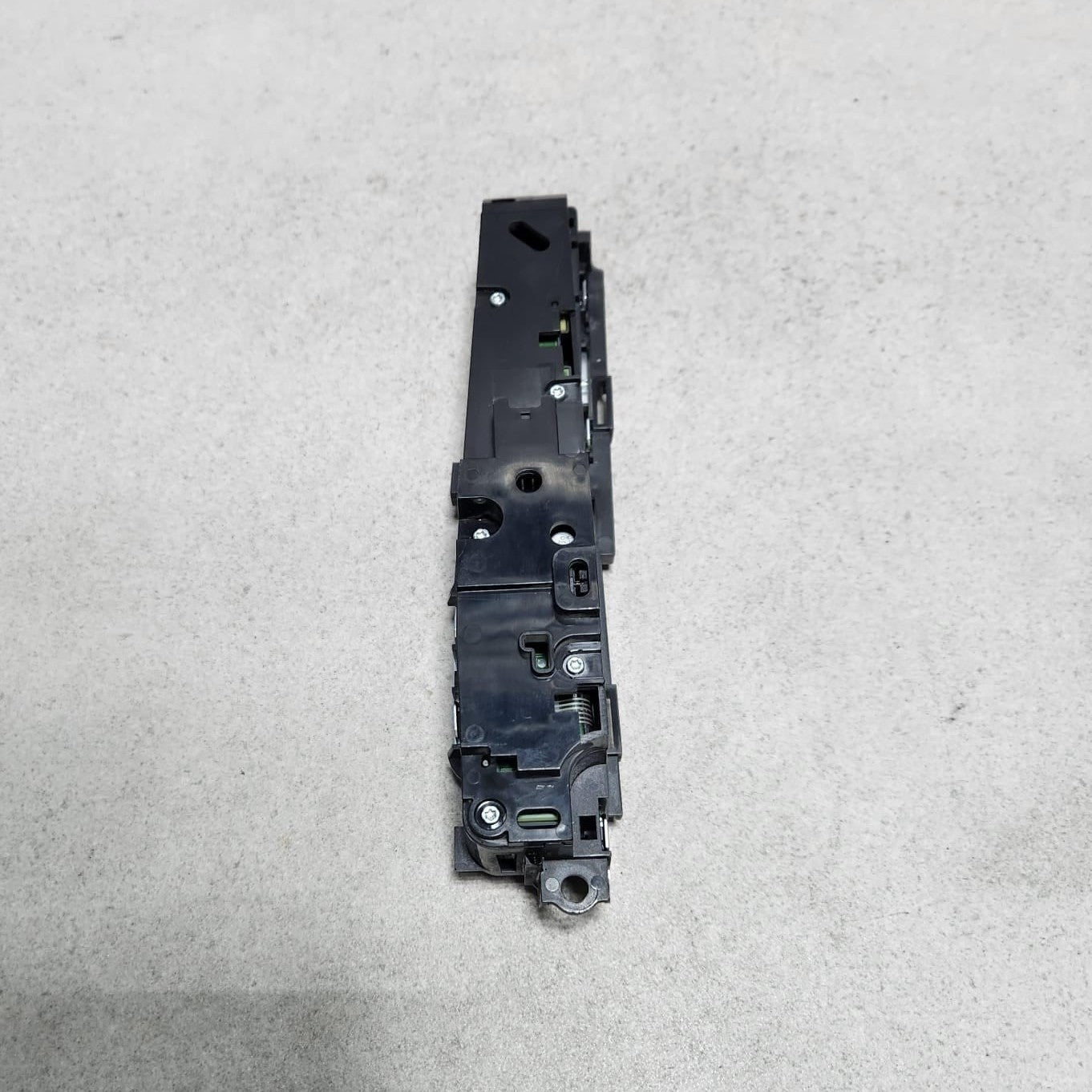 2017-2019 BMW X3 Center Console Operating Unit 6832014 G01 X3 G30 G31 G32 G38