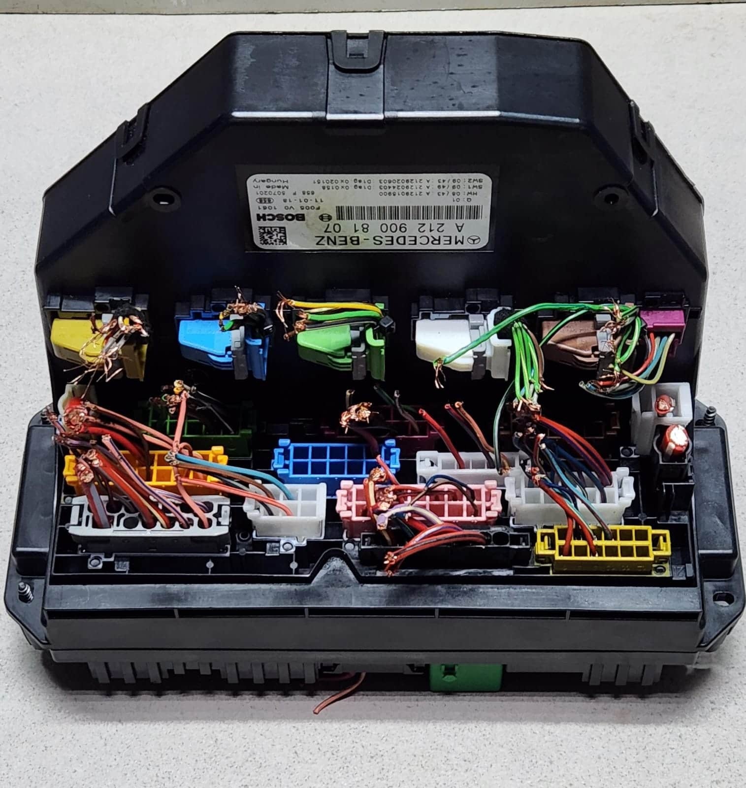 2010-2015 Mercedes-Benz C300 Front Sam Fuse Relay Module A2129008107 W204 W350 
