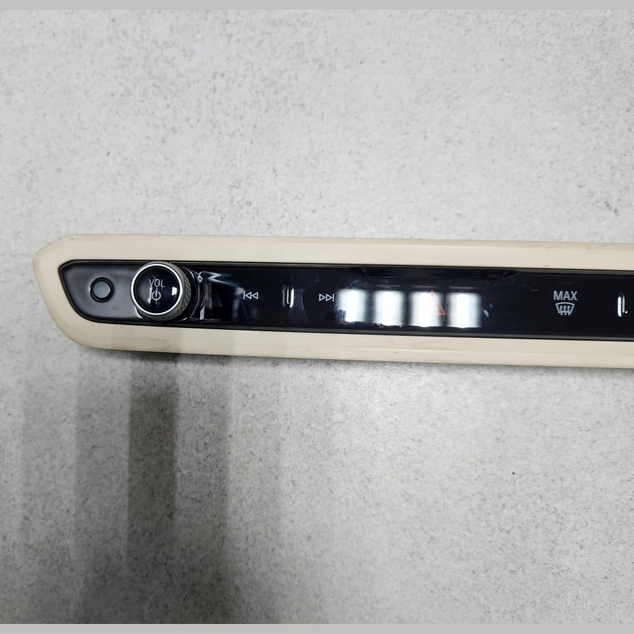 2023 BMW 330i Radio Switches Buttons Warning Panel 5A63F16 3 Series G20 G21 LCi 