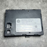03-09 Mercedes W211 E-Class E320 Central Gateway Control Module A211 5405645 OEM