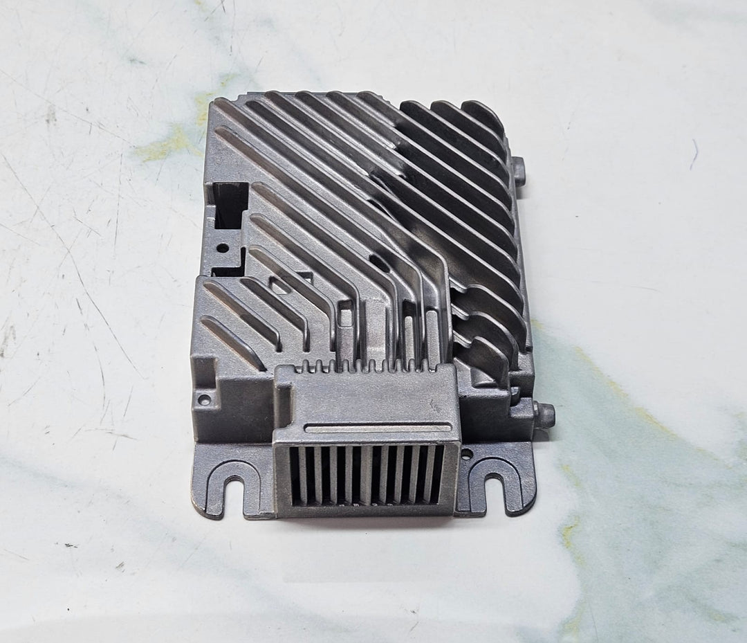 OEM BMW G05 G06 G07 8 G14 G15 Amplifier Module Amplifier BOOSTER ALEV3 9832611