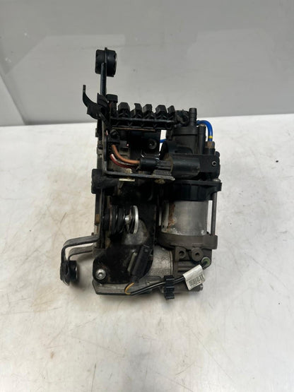2015-2020 BMW 740i 7 Series G11 G12 Air Suspension Compressor Pump 443021002 OEM