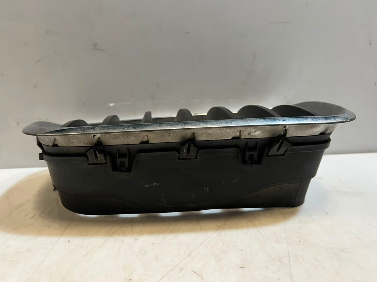 2007-2010 BMW X5 E70 and 5 Series GT F07 Front Kidney Grille 7171396 OEM