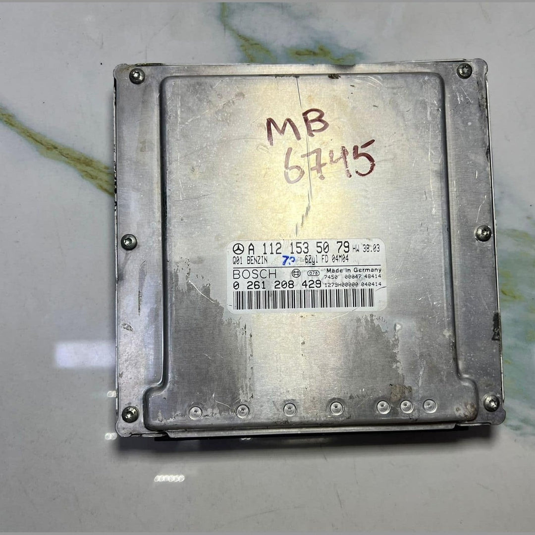 2013-2015 Mercedes-Benz Viano Engine Control Unit A1121535079 Viano W639 Vito