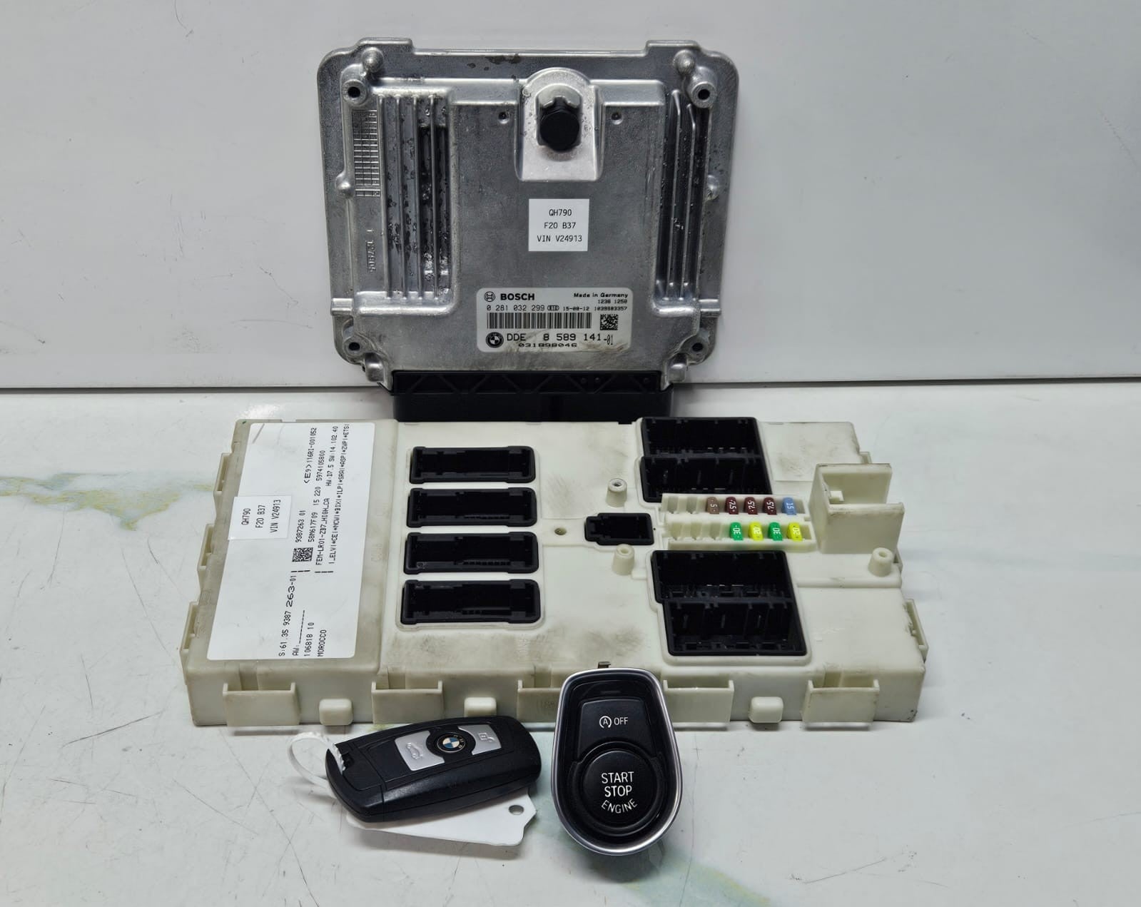 BMW F20 B37 Engine Control Unit 8589141 DIESEL ECU SET OEM