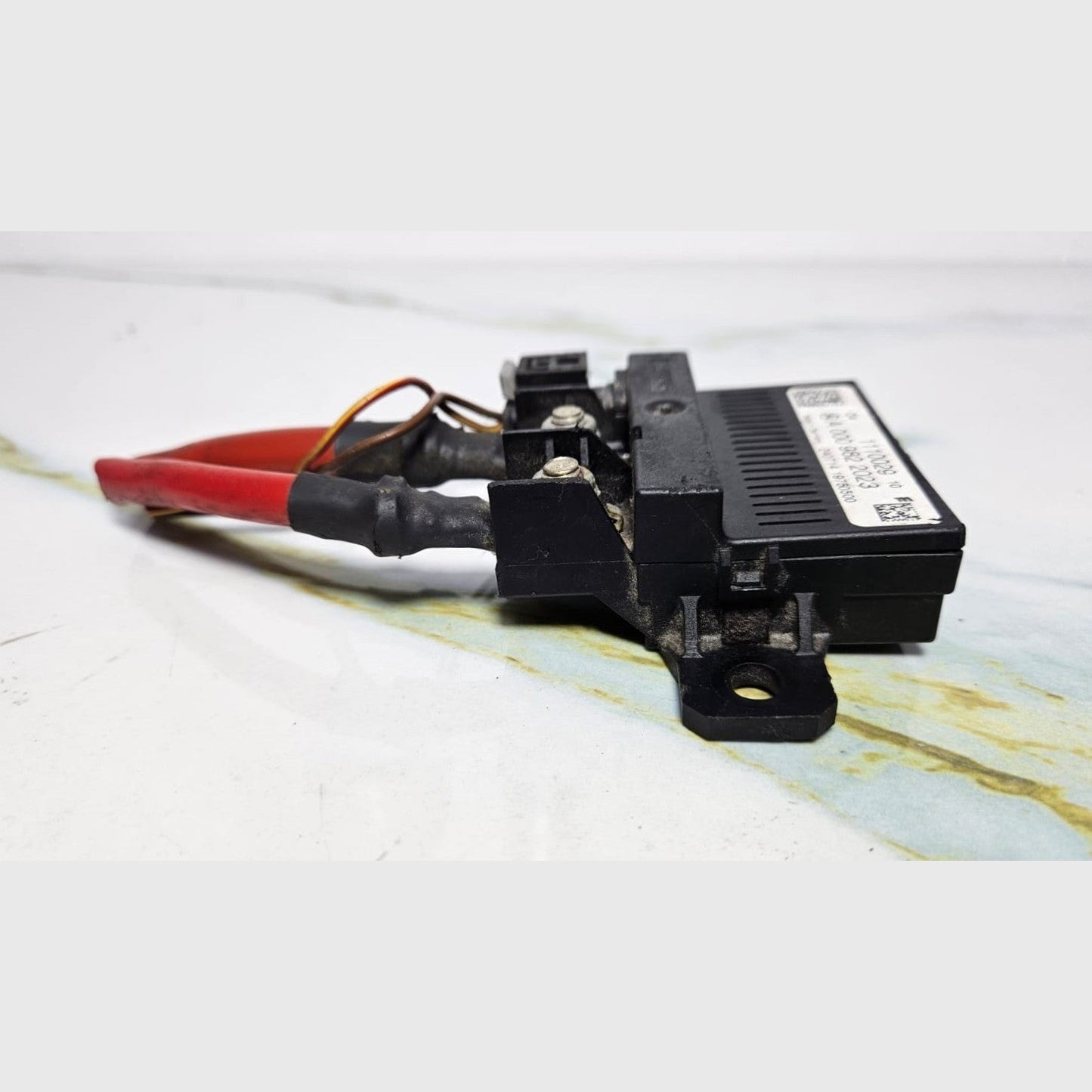 2013-2020 Mercedes-Benz Battery Control Relay Control Module 0009822023 OEM