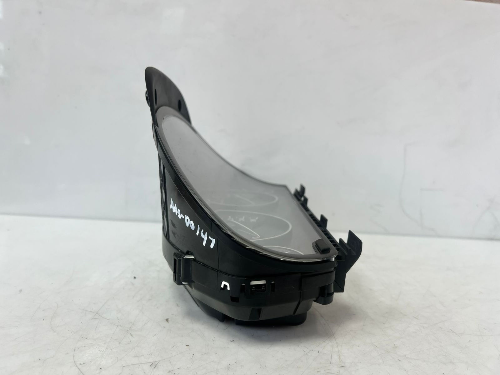 2014-2018 BMW 3 Series F30 F31 F32 F33 Instrument Cluster Speedometer 9295866