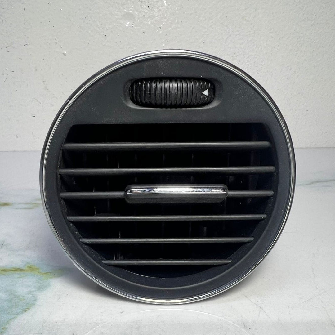2007-2011 Mercedes-Benz CLS550 Dashboard Air Vent A2198300154 CLS-Class W219