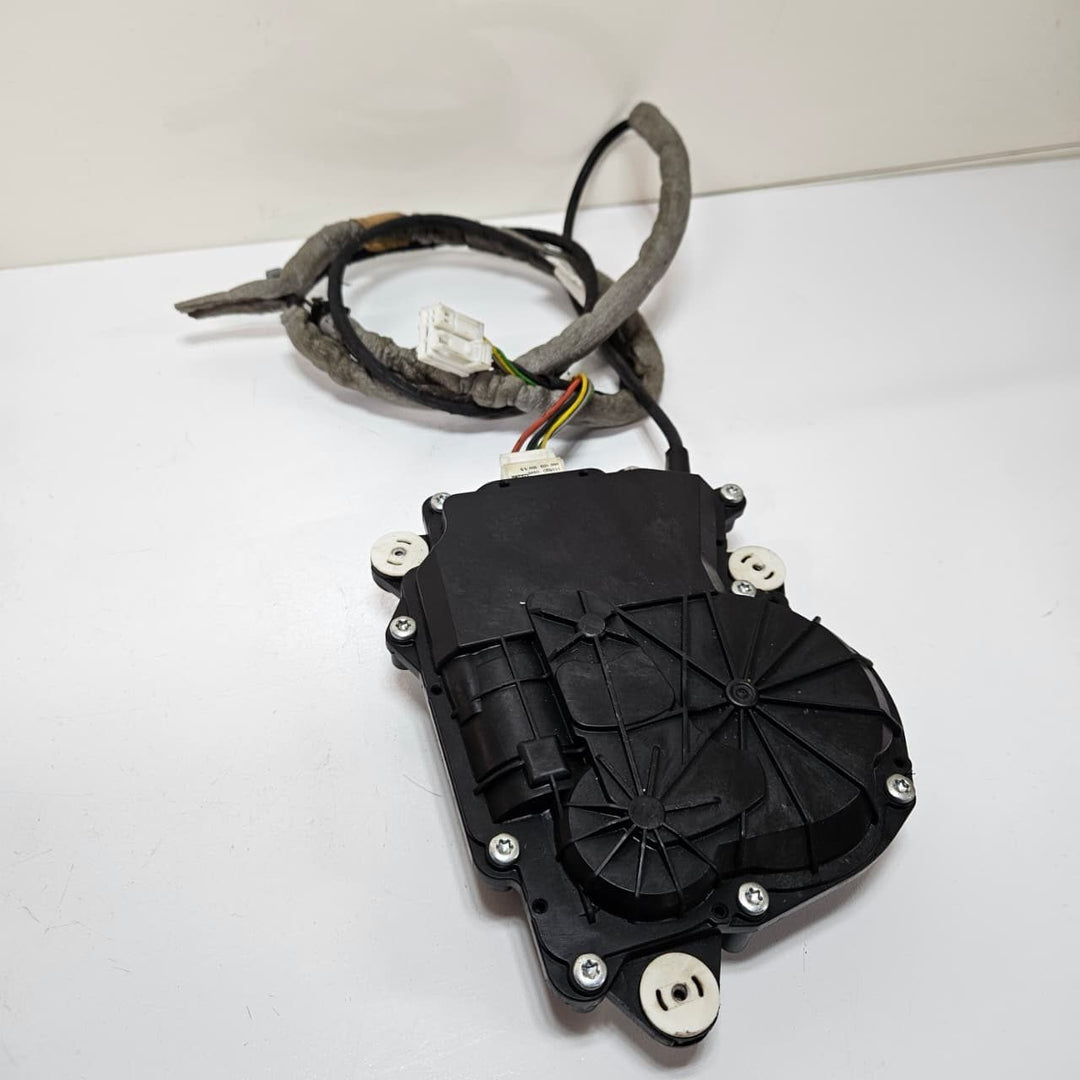 2009-2015 BMW 740i, 750i, 760i Trunk Lid Lock Actuator Motor 7191213