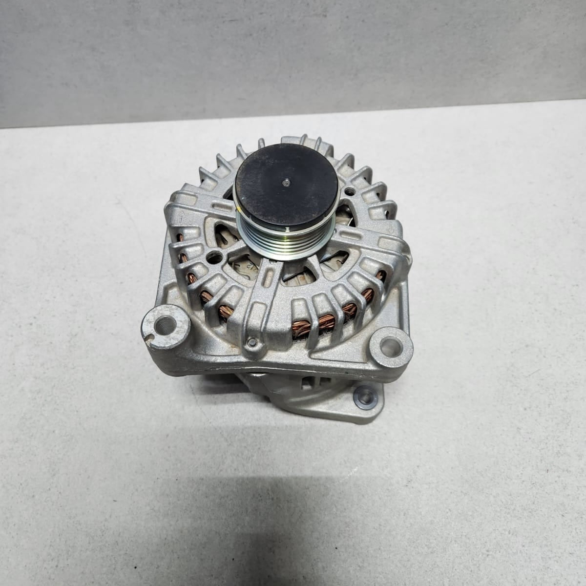 2015-2019 BMW X6 Alternator 8570675 X5 F15 and X6 F16 N57 DIESEL 