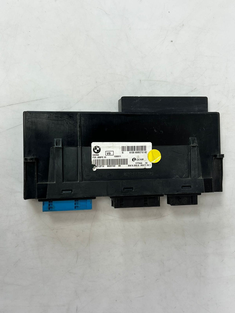 2011-2017 BMW X3 F25 and X4 F26 Body Control Module Junction Box 9305712 OEM