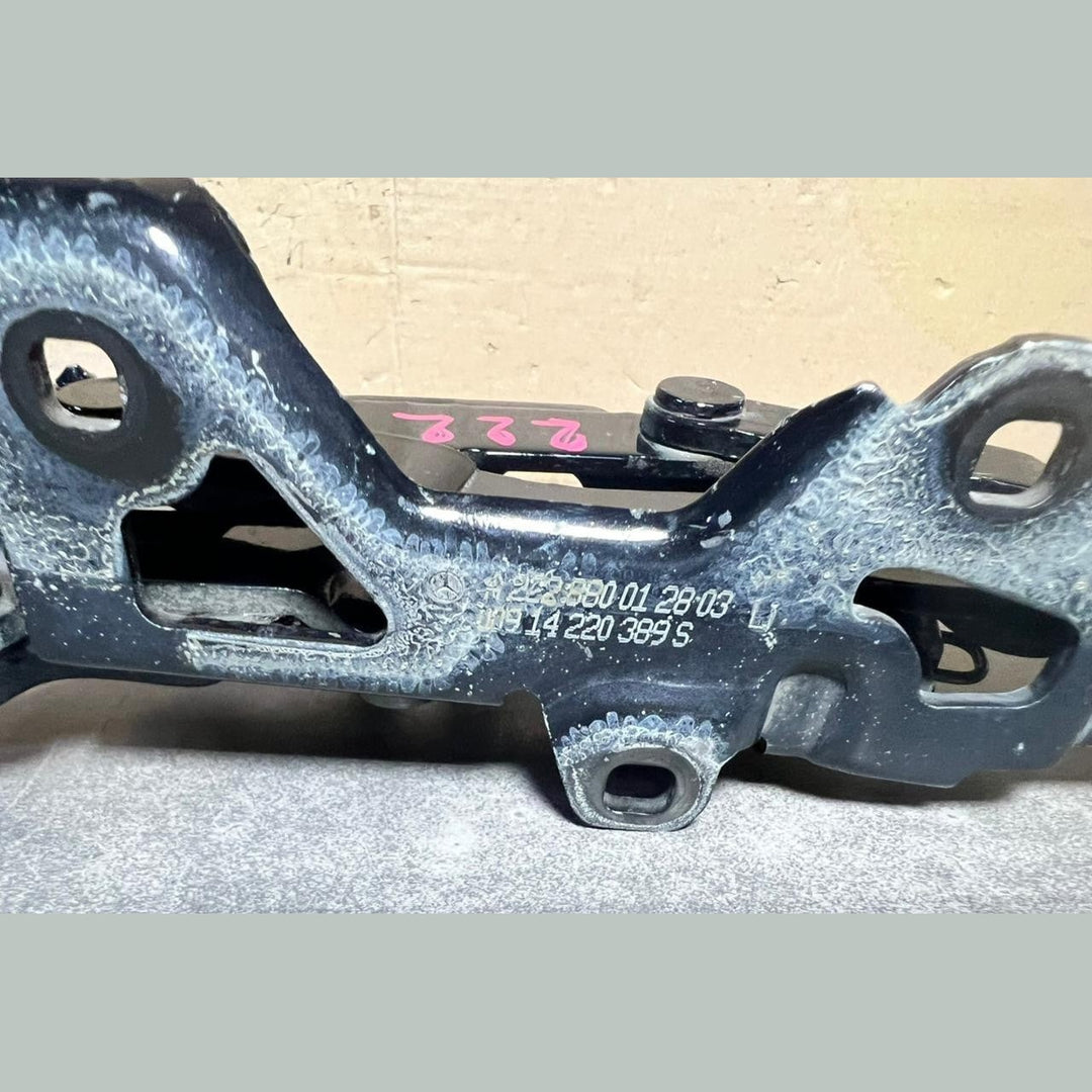 2015-2020 Mercedes-Benz S-Class W222 Front Left Side Bonnet Hinge A222 8800128
