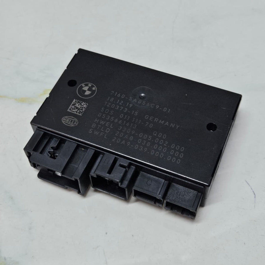 OEM BMW G21 G31 G05 Control Unit for Trailer Hitch 5A056C9 OEM