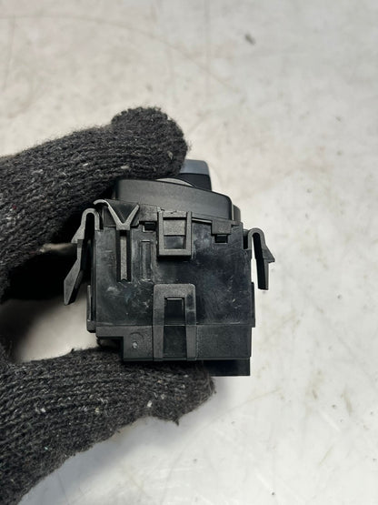 BMW 3-Series E88 E82 E90 E91 X1 E84 HALOGEN Headlight CONTROL Switch 9169406 OEM