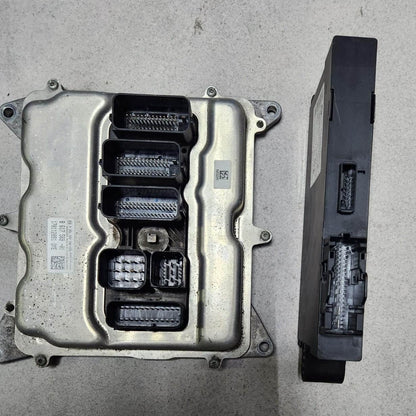 2013-2014 BMW X1 Engine Control Unit ECU Set 8617569 X1 E84 and Z4 E89 with N20 