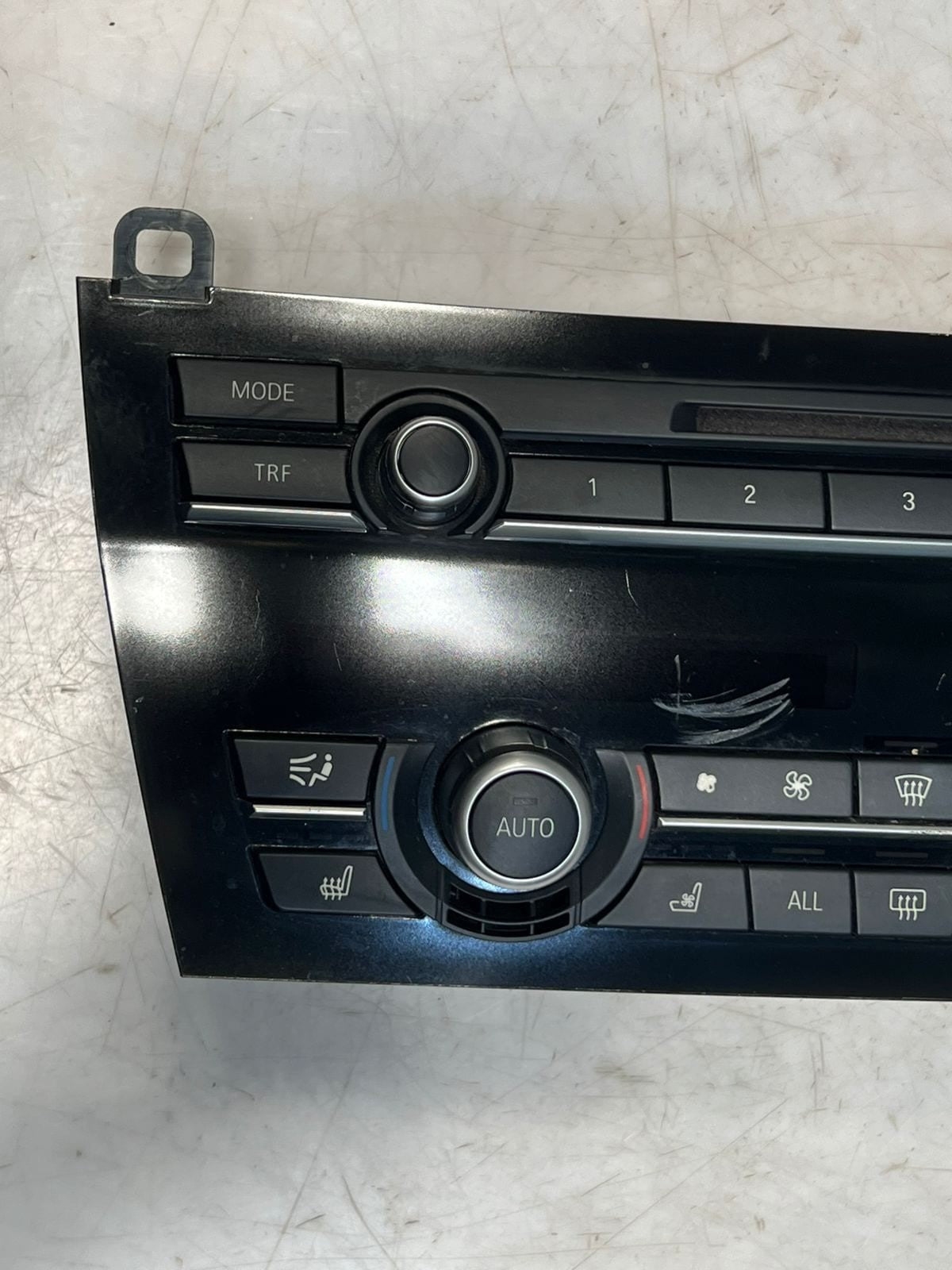 BMW 7 Series F01, F02, F03, F04 Climate Control Unit A/C PANEL 9224749 OEM