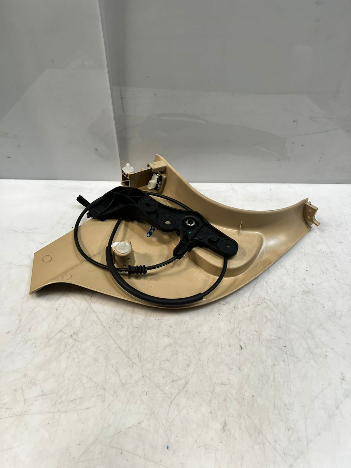 2013-2016 BMW F30 F31 F32 F33 F34 F35 F36 328i LOWER Kick Panel Trim 7221903 OEM