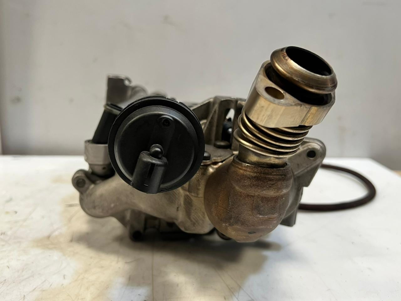 BMW 3' F30 F31 N57 F10 F11 320d, 520d, 530d 330d EGR Valve And Cooler 7822350