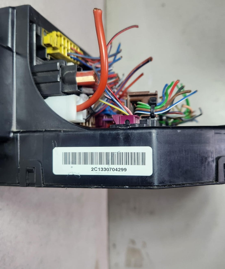 2010-2015 Mercedes-Benz E350 Front Sam Fuse Box Module A2129006724 E550 SLK250