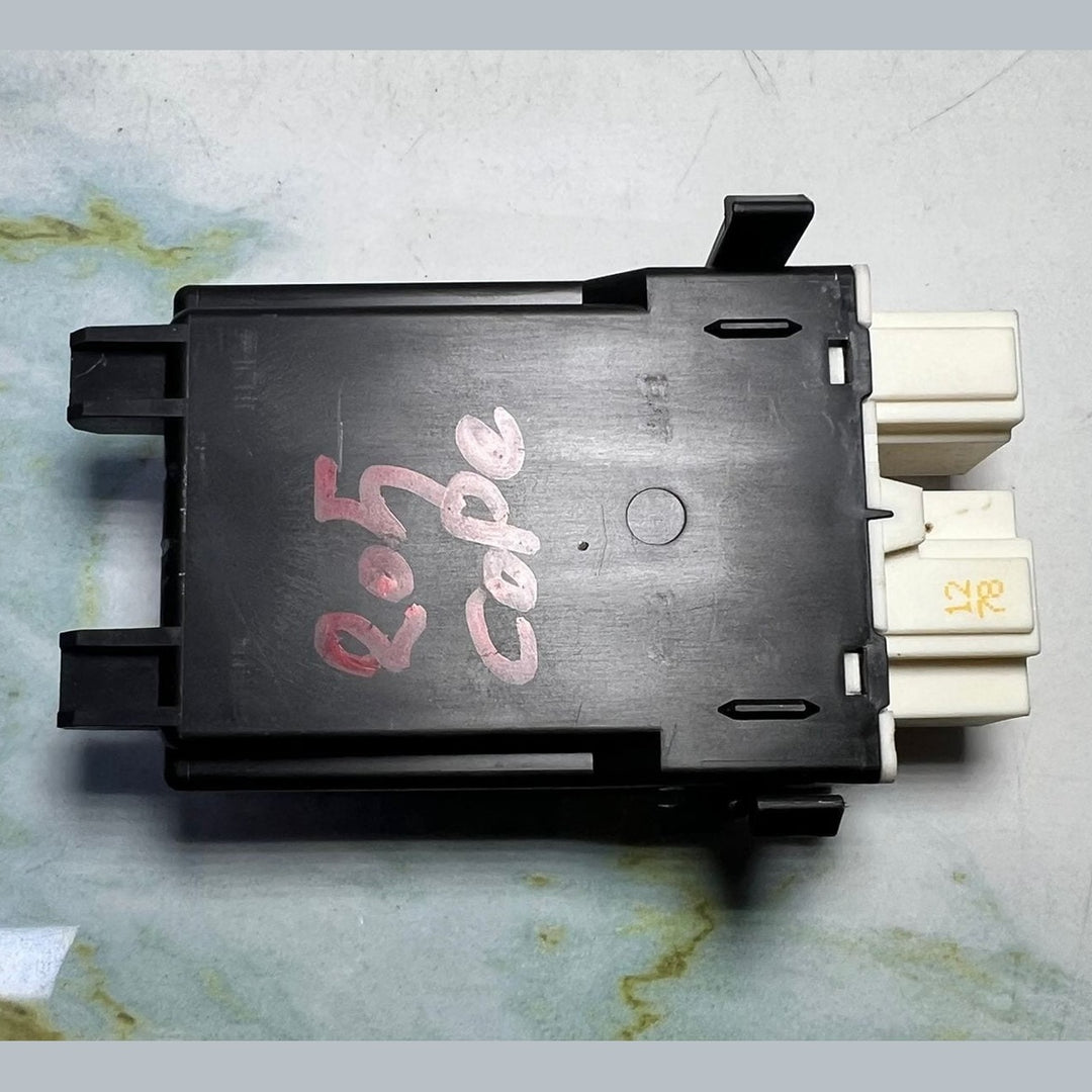 Mercedes Rear Heated Seat Control Module A2059001336 E-Class W238 W205 C-Class