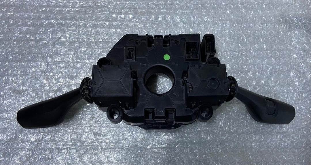 OEM BMW X3 F25 Switch Centre Steering Column Switch Wiper stalk 9305954